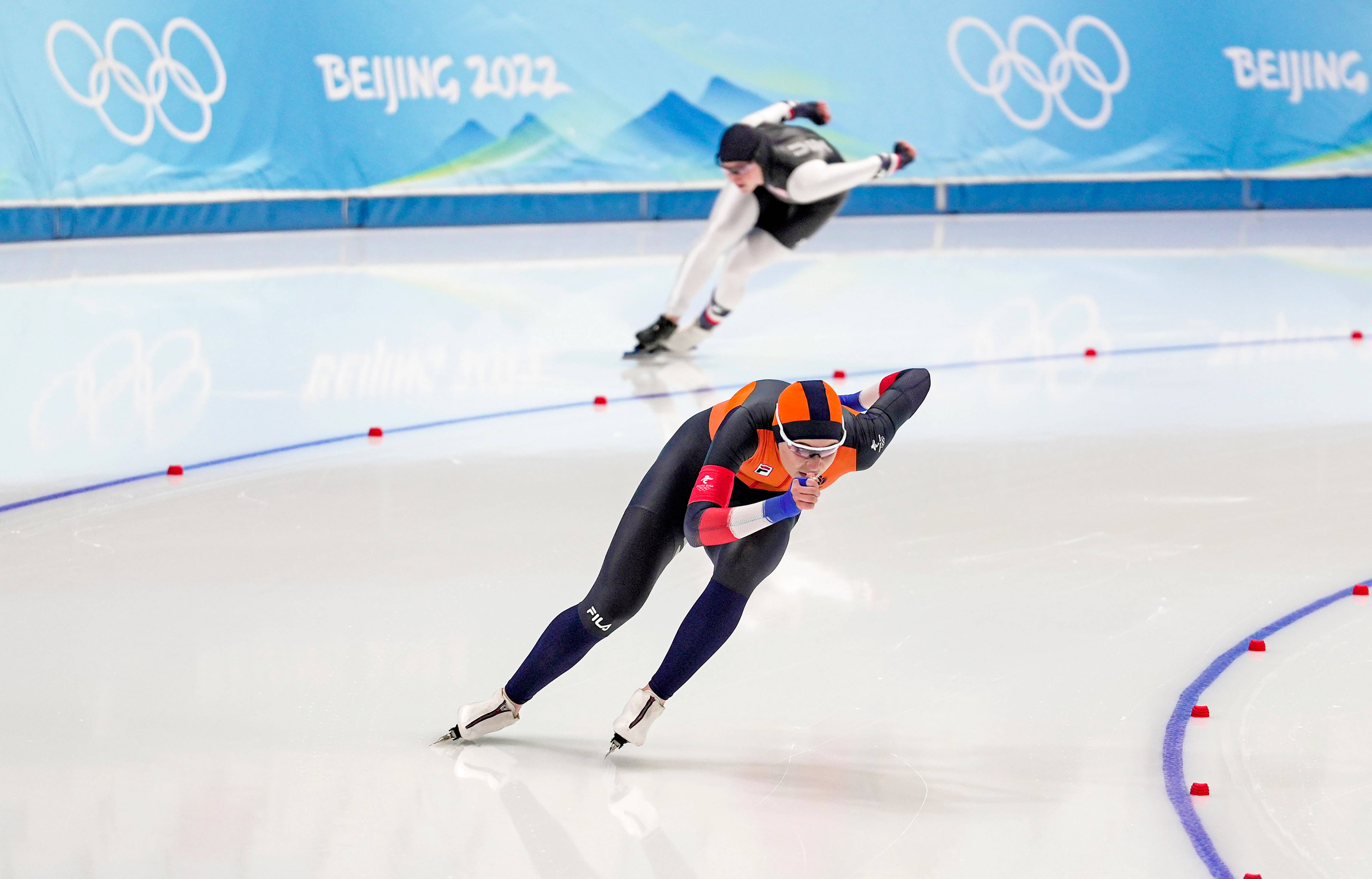 速度滑冰选手再创新高,刷新纪录的简单介绍 速度滑冰选手再创新高,刷新纪录的简单介绍