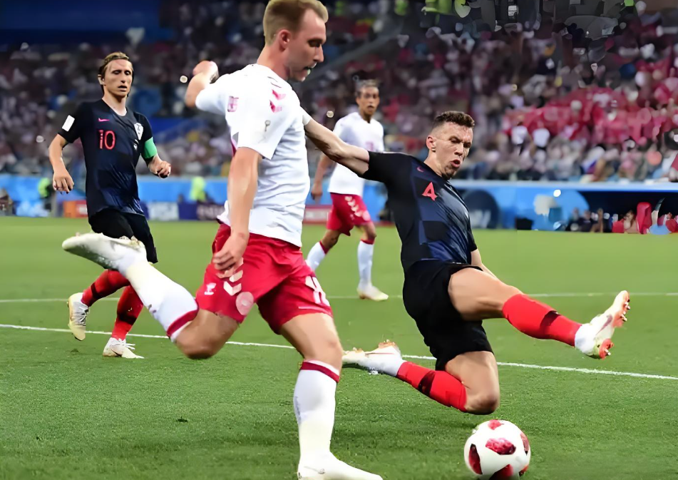 欧预赛中，瑞士艰难逃脱败局