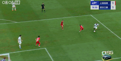 精准射门得分，球员成为焦点