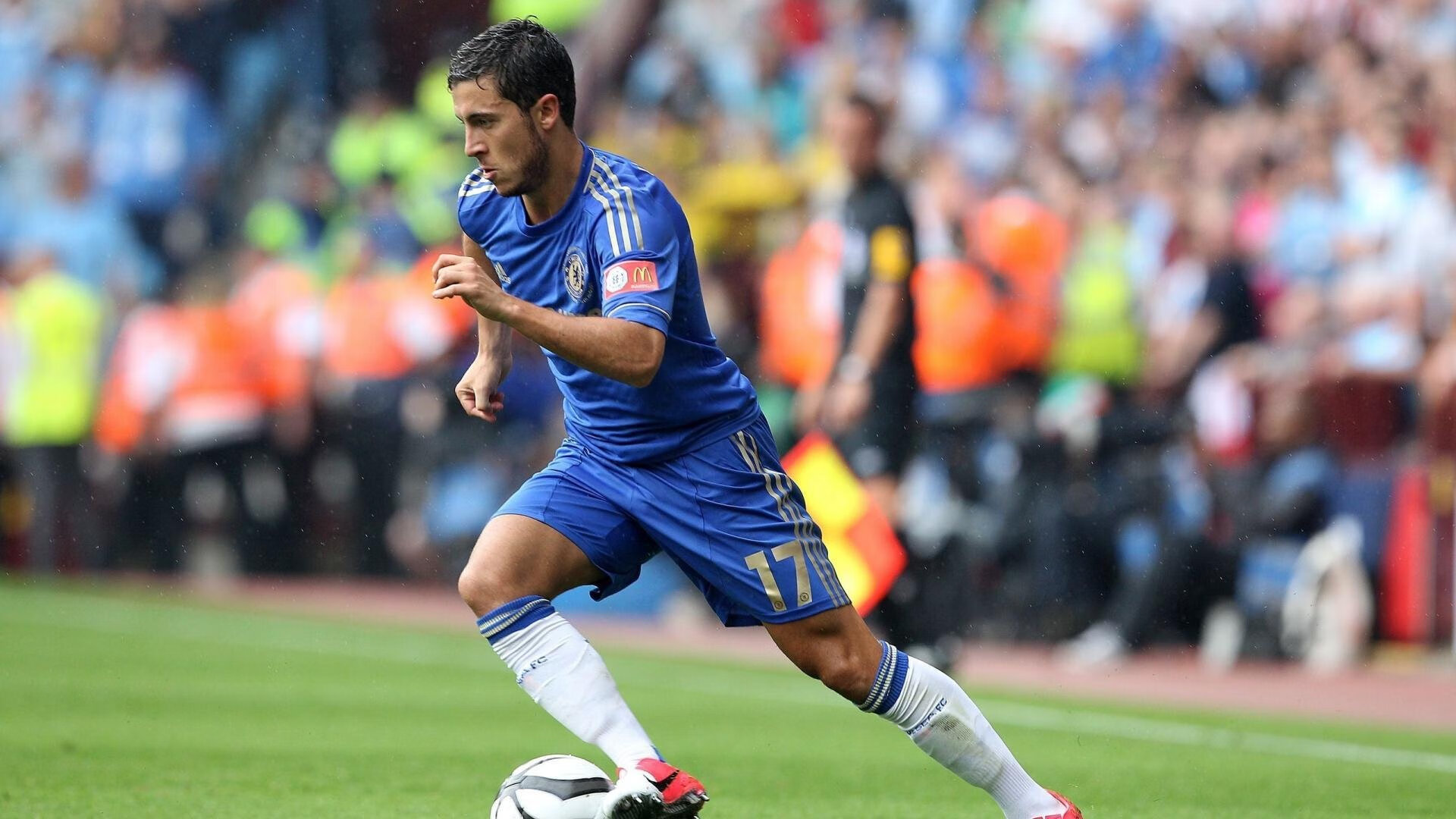 德罗赞式爆发难救主,雷霆体系全面压制广东队