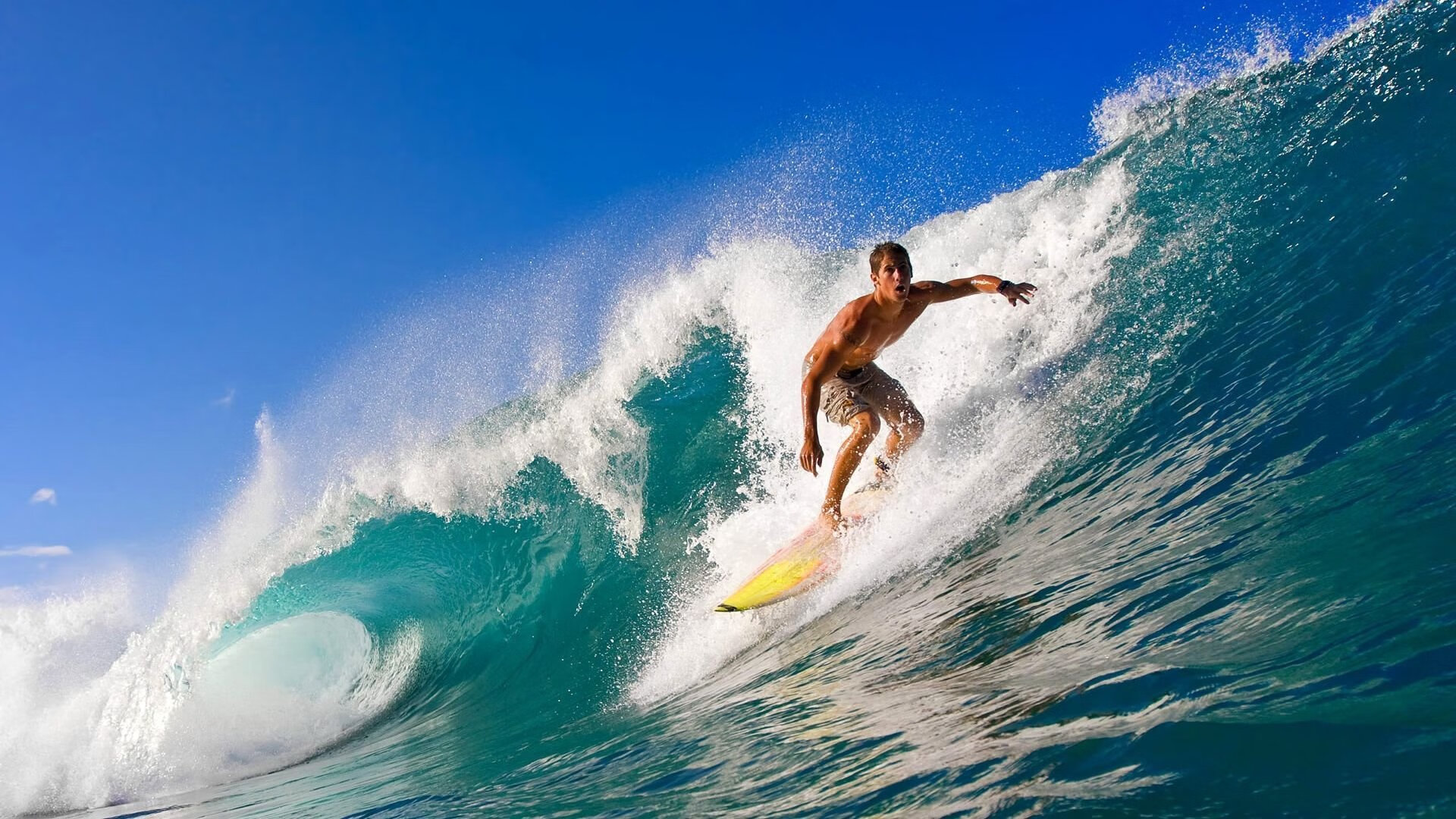 杜兰特末节封神！勇士窒息式连续得分狂潮，奇才在年度焦点战中惨遭压制