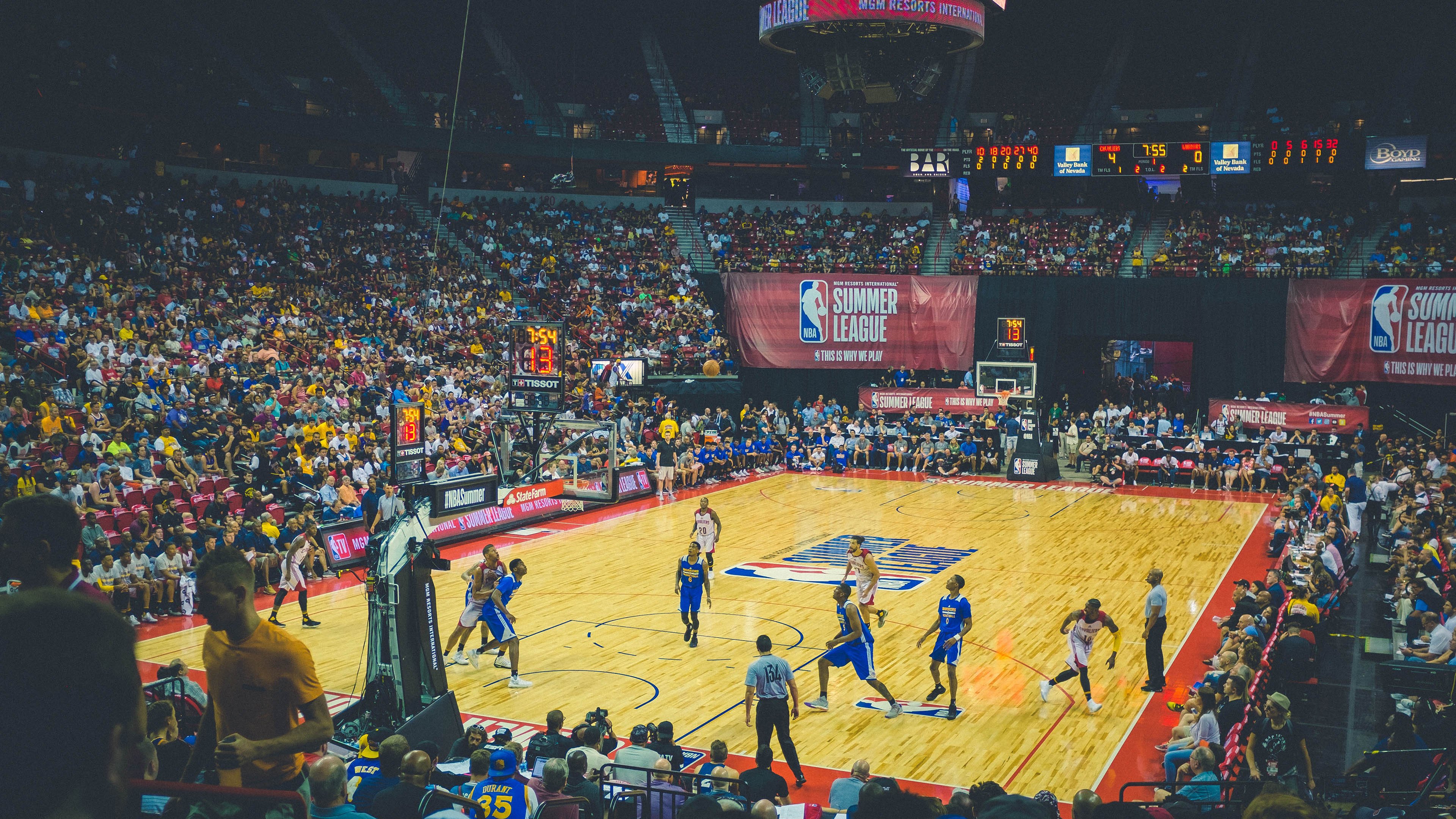 当国王南下，范弗利特如何成为广东队命运的关键先生